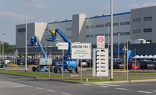 Mit 2200 Beschäftigten hat das Amazon-Logistikzentrum PAD2 in Belle nun die maximale Mitarbeiterzahl erreicht. - Archivfoto: Jost Wolf