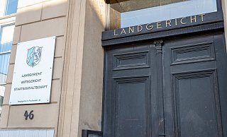 Der Eingang des Landgerichts Detmold. Das Gericht verurteilte den Blomberger zu drei Jahren Gefängnis. - Friso Gentsch