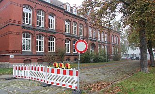 Gesperrt: Noch ist hier für Fahrzeuge Schluss. - Cordula Gröne