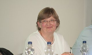 Tritt erneut als Bürgermeisterkandidatin für das Extertal an: Amtsinhaberin Monika Rehmert (SPD), hier in einer Ratssitzung 2017. - Sylvia Frevert(LZ)
