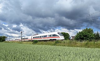 Die Bundesregierung plant eine ICE-Hochgeschwindigkeitsstrecke zwischen Bielefeld und Hannover. Das Vorhaben könnte auch Kalletal betreffen. - Symbolbild: Pixabay