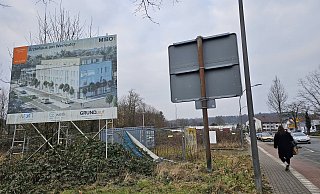Am Vorvertrag der Stadt mit einem Investor aus Bielefeld gibt es Kritik seitens der Politik. Trotzdem stimmt der Rat dem Plan, rund 540 Quadratmeter im geplanten Ärztehaus an der Friedrich-Petri-Straße zu mieten, mehrheitlich zu. - Archivfoto: Astrid Sewing