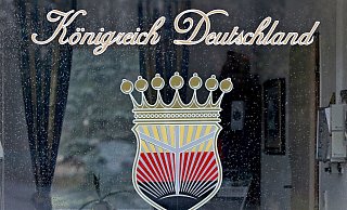 Der Verein "Königreich Deutschland" gilt als mitgliederstärkste Reichsbürger-Gruppe. - Jan Woitas/dpa-Zentralbild/dpa Der Verein "Königreich Deutschland" gilt als mitgliederstärkste Reichsbürger-Gruppe. - Jan Woitas/dpa-Zentralbild/dpa