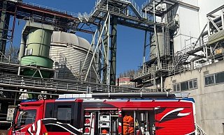 Die Freiwillige Feuerwehr musste zu einem Brand in einem holzverarbeitenden Betrieb ausrücken. - Freiwillige Feuerwehr Horn-Bad Meinberg Die Freiwillige Feuerwehr musste zu einem Brand in einem holzverarbeitenden Betrieb ausrücken. - Freiwillige Feuerwehr Horn-Bad Meinberg