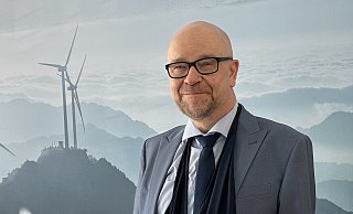 Michael Reiß ist seit Anfang des Jahres Geschäftsführer der Blomberger Versorgungsbetriebe (BVB). Seit einem Motorradunfall trägt er den linken Arm in einer Tuchschlinge. - BVB Michael Reiß ist seit Anfang des Jahres Geschäftsführer der Blomberger Versorgungsbetriebe (BVB). Seit einem Motorradunfall trägt er den linken Arm in einer Tuchschlinge. - BVB