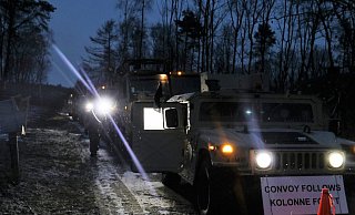 Militärkonvos fahren bis Juni quer durch Deutschland. In Lippe werden die Truppen hauptsächlich nachts auf den Straßen sein. - Bundeswehr / Pascal Pottmeier Militärkonvos fahren bis Juni quer durch Deutschland. In Lippe werden die Truppen hauptsächlich nachts auf den Straßen sein. - Bundeswehr / Pascal Pottmeier