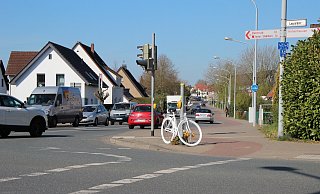Ghostbike an der Richard-Wagner-Straße. Foto: Katrin Kantelberg - Katrin Kantelberg