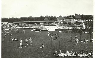 Blick zurück: Das Freibad Schwarzenbrink vor 60 Jahren. - Förderverein Freibad Schwarzenbrink Blick zurück: Das Freibad Schwarzenbrink vor 60 Jahren. - Förderverein Freibad Schwarzenbrink