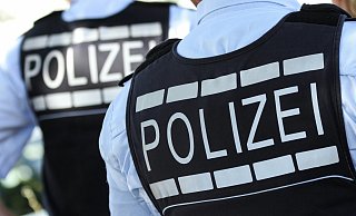 Im Fall um Drohfaxe an die Frankfurter Anw&auml;ltin Seda Basay-Yildiz ist ein Polizist aus Mittelhessen vor&uuml;bergehend festgenommen worden. - Foto: Silas Stein/Symbol