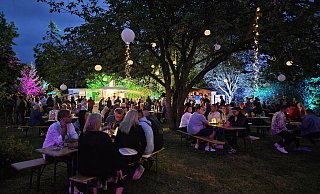Mit der ersten Nacht der Langen Tische in Hörste hat der RSV ein Bombenwochenende organisiert. - Astrid Sewing