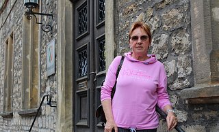 Angelika Schapeler-Richter ist seit 2004 Vorsitzende der Freien Wählergemeinschaft und seit der Verschmelzung mit der Bürgerbewegung Lage des gemeinsamen Fraktionsverbandes FWG/BBL. - Lorraine Brinkmann Angelika Schapeler-Richter ist seit 2004 Vorsitzende der Freien Wählergemeinschaft und seit der Verschmelzung mit der Bürgerbewegung Lage des gemeinsamen Fraktionsverbandes FWG/BBL. - Lorraine Brinkmann