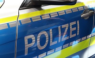 Durch eine extreme Straßenglätte kam der Wagen von der Fahrbahn ab. - Bernhard Preuß