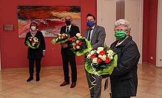 Bürgermeister Frank Hilker (Zweiter von rechts) mit seinen Stellvertretern Elke Wittek (Grüne, von rechts), Helmut-Volker Schüte (CDU) und Christ-Dore Richter (SPD). - Jana Beckmann Bürgermeister Frank Hilker (Zweiter von rechts) mit seinen Stellvertretern Elke Wittek (Grüne, von rechts), Helmut-Volker Schüte (CDU) und Christ-Dore Richter (SPD). - Jana Beckmann