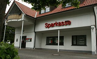 Bald öffnet die Sparkassen-Filiale in Alverdissen wieder. Foto: Sylvia Frevert - Sylvia Frevert Bald öffnet die Sparkassen-Filiale in Alverdissen wieder. Foto: Sylvia Frevert - Sylvia Frevert