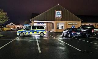 Ein aufmerksamer Zeuge ist offenbar mitten in einen Einbruch geplatzt. Die T&auml;ter fl&uuml;chteteten daraufhin. - LZ-Redaktion