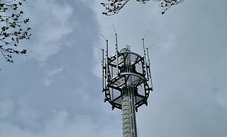 O2 hat an der Mobilfunktechnik in Almena Reparaturen vorgenommen. Das Archivfoto zeigt einen Mobilfunkmast bei Homeien. - Nadine Uphoff O2 hat an der Mobilfunktechnik in Almena Reparaturen vorgenommen. Das Archivfoto zeigt einen Mobilfunkmast bei Homeien. - Nadine Uphoff