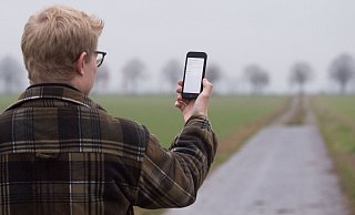 Der Ausbau des Mobilfunknetzes schreitet in Detmold in den kommenden Jahren weiter voran. - Symbolbild: Julian Stratenschulte/dpa