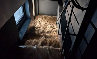 Beim Hochwasser am 14. August 2024 drang das Wasser in zahlreiche Häuser in Retzen ein. - Whatsapp-Unwettergruppe Retzen