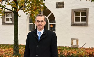 Jörg Bierwirth will auch über die laufende Amtszeit hinaus Bürgermeister bleiben. Für die Wahl am 13. September 2020 hat der Parteilose seine Kandidatur frühzeitig bestätigt. - Tanja Watermann Jörg Bierwirth will auch über die laufende Amtszeit hinaus Bürgermeister bleiben. Für die Wahl am 13. September 2020 hat der Parteilose seine Kandidatur frühzeitig bestätigt. - Tanja Watermann