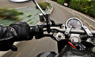 Die Heidelbecker sind genervt von den vielen Bikern, die an sonnigen Wochenenden durch den Ort fahren. - Symbolfoto: pixabay.com