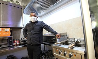 Fernando Calder&oacute;n steht in den Startl&ouml;chern und will dem ehemaligen &bdquo;Caf&eacute; am Markt" neues Leben einhauchen. - Jens Rademacher