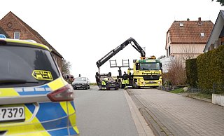 In Lieme hat sich ein Auto überschlagen. - Freitag-TV