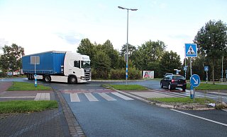 Der Kreisverkehr am Marktkauf könnte attraktiver gestaltet werden, die Stadt vom Landesbetrieb Straßen.NRW die Pflege übernehmen. - Cordula Gröne(LZ)