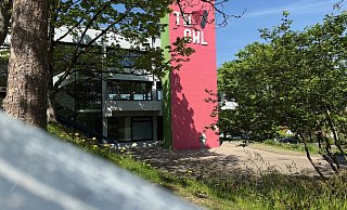 Im Kreis H&ouml;xter wird an mehreren Stellen daf&uuml;r gek&auml;mpft, dass die Lehre auf dem Campus eine Zukunft hat. - Ralf T. Mischer