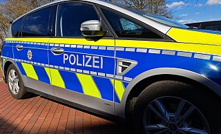 Kaputte Fenster an der Turnhalle: Die Polizei sucht Zeugen. - Carolin Brokmann-Förster Kaputte Fenster an der Turnhalle: Die Polizei sucht Zeugen. - Carolin Brokmann-Förster