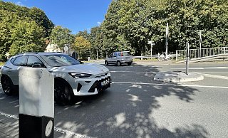 An dieser Stelle in Nessenberg passierte der tödliche Unfall an Karsamstag 2025. Auffällig viele Raser oder Fahrer, die sich nicht an das vorgeschriebene Tempo 70 halten, hat der Kreis bei einer verdeckten Geschwindigkeitsmessung nicht festgestellt. - Silke Buhrmester An dieser Stelle in Nessenberg passierte der tödliche Unfall an Karsamstag 2025. Auffällig viele Raser oder Fahrer, die sich nicht an das vorgeschriebene Tempo 70 halten, hat der Kreis bei einer verdeckten Geschwindigkeitsmessung nicht festgestellt. - Silke Buhrmester