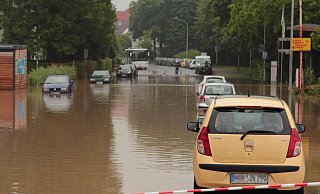 Im Frühjahr 2019 stand das Regenstor unter Wasser. Die Stadt soll gegenüber solchen Ereignissen „klimafest" gemacht werden. - Till Brand