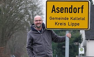 Lebt in Asendorf und setzt sich ein: Frank Morscheiser ist seit sechs Jahren Vorsitzender der Dorfgemeinschaft. - Axel Bürger Lebt in Asendorf und setzt sich ein: Frank Morscheiser ist seit sechs Jahren Vorsitzender der Dorfgemeinschaft. - Axel Bürger