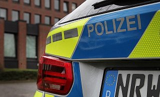 Die Diebe entwendeten den kompletten Weihnachtsschmuck. - Bernhard Preuß Die Diebe entwendeten den kompletten Weihnachtsschmuck. - Bernhard Preuß