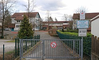 F&uuml;r die Grundschule Asemissen ist eine Erweiterung im Gespr&auml;ch, es fehlt daf&uuml;r aber der Platz. - Martin D&uuml;sterberg