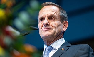 Unterstützt Sportler in ihren Bekundungen gegen Rassismus: DOSB-Präsident Alfons Hörmann. - Foto: Guido Kirchner/dpa