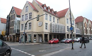 Verschiedene Investoren interessieren sich für das Hornsche Tor. Die Stadt führt derzeit Gespräche, denn sie muss selbst ein Konzept für die künftige Nutzung erstellen, Partner suchen und zusammenbringen. - Cordula Gröne(LZ)