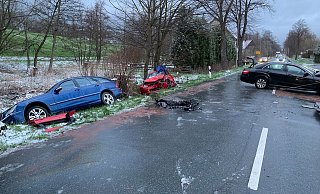 Unfall auf der B238. - Freitag Medien Gruppe