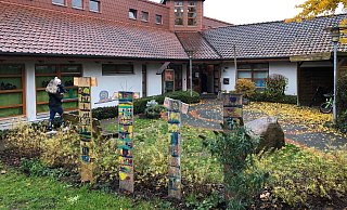 Im Bereich der 1992 erbauten Kita Hermannstraße könnten aus Sicht der Verwaltung weitere 30 Plätze angesiedelt werden. - Thomas Reineke Im Bereich der 1992 erbauten Kita Hermannstraße könnten aus Sicht der Verwaltung weitere 30 Plätze angesiedelt werden. - Thomas Reineke