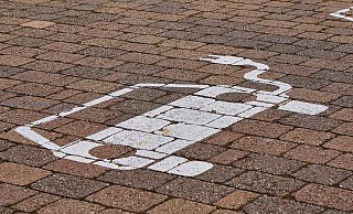Halten und Energie tanken: Die Gemeinde Augustdorf will ein Konzept für klimafreundliche Mobilität auf die Beine stellen. - Symbolbild: Pixabay