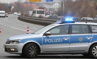 Symbolbild: Nach der Sperrung der Verbindungsstrecke A2/A30 bahnt sich ein Verkehrschaos an. - Frank-Michael Kiel-Steinkamp