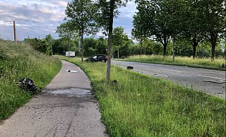 Die Polizei sucht Zeugen des Unfalls. - Polizei Lippe