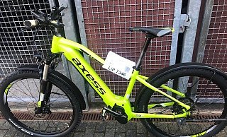 Das  Fahrrad der Marke Axess befindet sich mittlerweile bei der Polizei. Zu einer Straftat habe es bislang nicht zugeordnet werden können. - Polizei Lippe