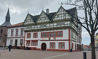 Im Rathaus der Stadt Blomberg haben die Lokalpolitiker den Haushaltsplan 2023 mehrheitlich verabschiedet. - Michaela Weiße Im Rathaus der Stadt Blomberg haben die Lokalpolitiker den Haushaltsplan 2023 mehrheitlich verabschiedet. - Michaela Weiße