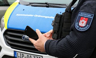 Der Kommunale Ordnungsdienst der neben Detmold auch für die Kommunen Horn-Bad Meinberg, Lage, Schlangen (und bald für Augustdorf) zuständig ist, hat in Horn-Bad Meinberg Bilanz über seine bisherige Arbeit gezogen. - Archivfoto: Janet König
