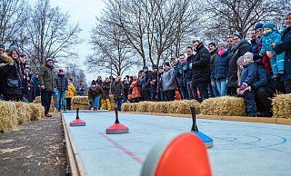 Das Eisstockschießen in Retzen im vergangenen Jahr. - FreitagTV/Stock