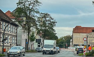 Seit Montagvormittag ist die Hornsche Straße stadteinwärts nicht mehr befahrbar. - Raphael Bartling Seit Montagvormittag ist die Hornsche Straße stadteinwärts nicht mehr befahrbar. - Raphael Bartling