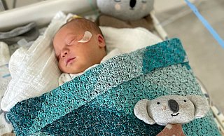 Das Baby von der A33 heißt Mateo und wurde am Sonntag um 19.35 Uhr geboren. Er wog bei seiner Geburt 2.930 Gramm und war 50 Zentimeter groß. - St. Vincenz-Kliniken Das Baby von der A33 heißt Mateo und wurde am Sonntag um 19.35 Uhr geboren. Er wog bei seiner Geburt 2.930 Gramm und war 50 Zentimeter groß. - St. Vincenz-Kliniken