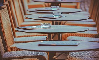 In der Gastronomie gibt es keinen Mindestabstand mehr für Innenräume. - Pixabay