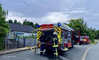 Die Feuerwehr ist zu einem Einsatz nach Eschenbruch ausgerückt. - Feuerwehr Blomberg Die Feuerwehr ist zu einem Einsatz nach Eschenbruch ausgerückt. - Feuerwehr Blomberg