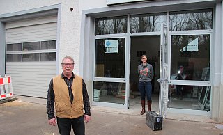 Uwe Dorn Bereichsleiter Sozialkaufhäuser und Stefanie Tacke sozialpädagogische Leiterin von der Euwatec - Seda Hagemann